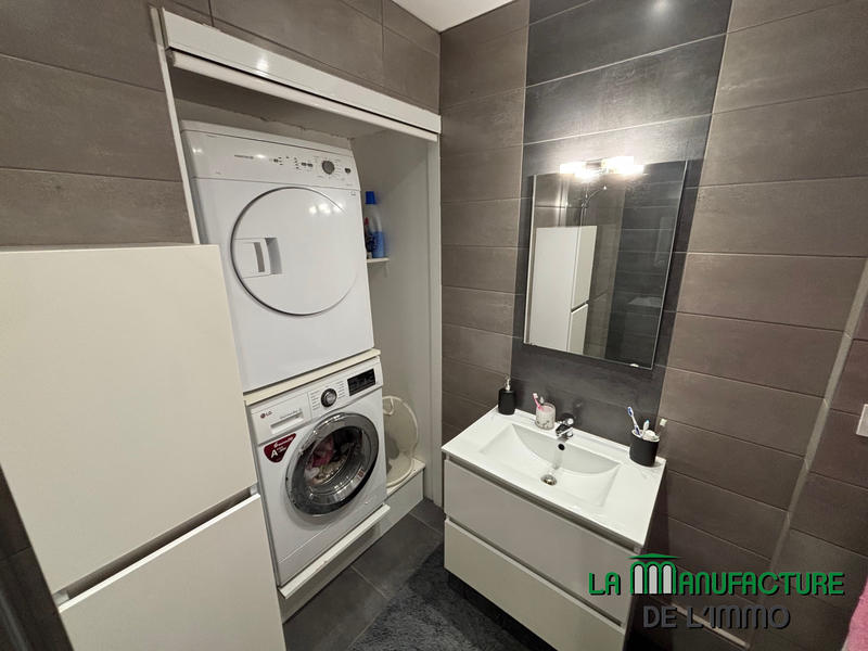 Appartement - 79 m² - 4 pièces