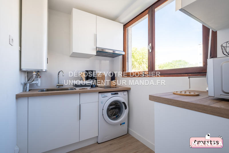 Studio - 30 m² - 1 pièce