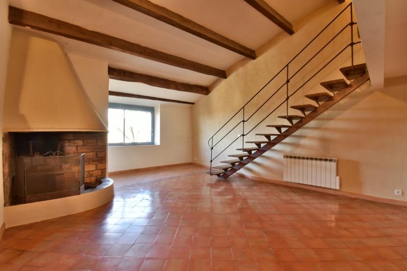 Appartement - 81 m² - 3 pièces