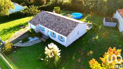 Maison - 98 m² - 4 pièces