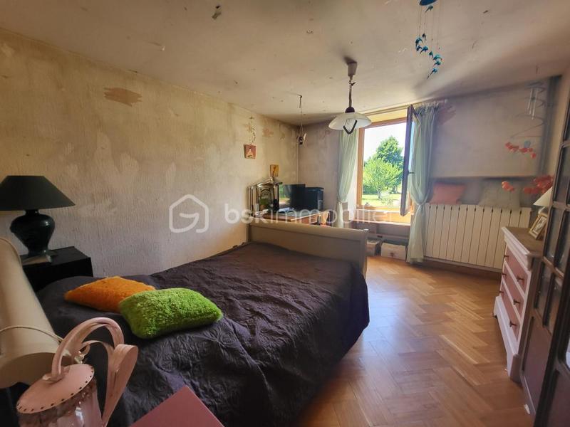 Corps de ferme - 197 m² - 8 pièces