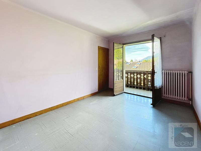 Appartement - 92 m² - 5 pièces