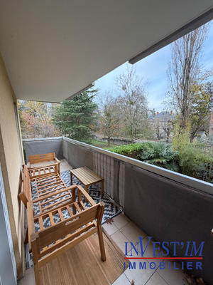 Appartement - 90 m² - 4 pièces