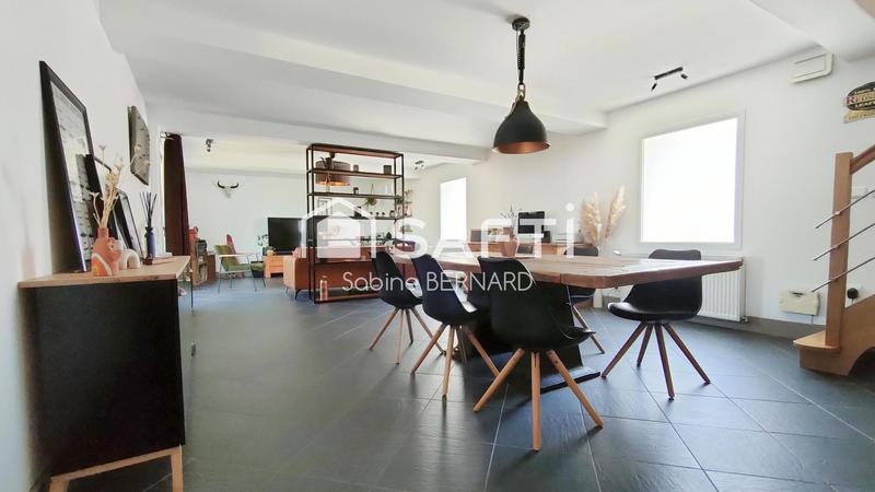 Maison - 148 m² - 5 pièces