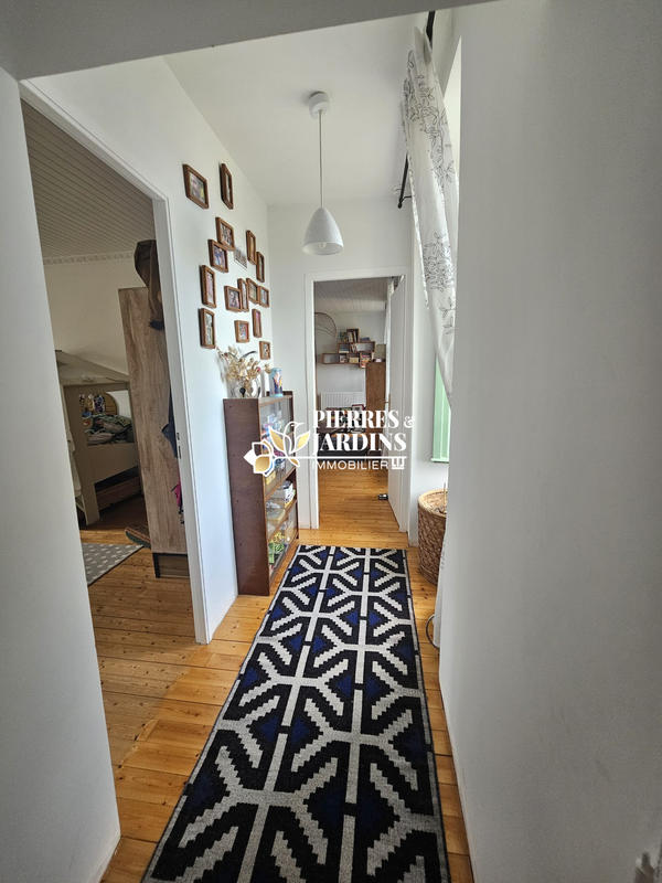 Maison ancienne - 250 m² - 8 pièces