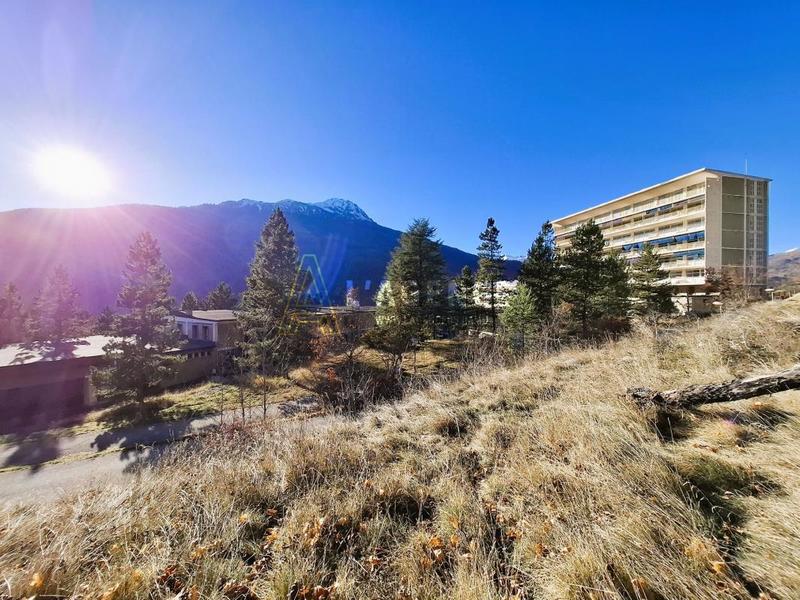 Terrain constructible - 903 m²