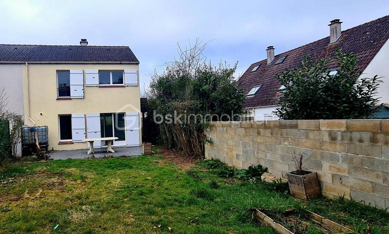 Maison - 89 m² - 5 pièces