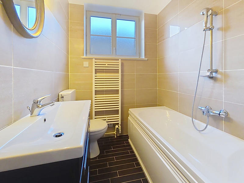 Appartement - 122 m² - 4 pièces