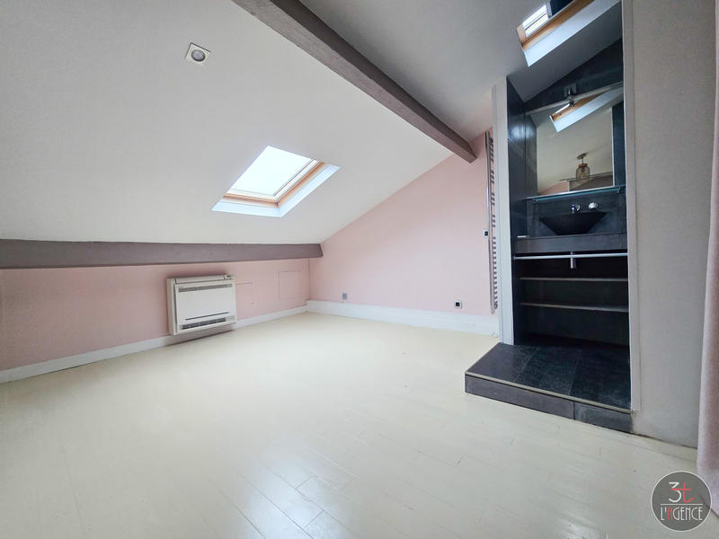 Maison - 145 m² - 6 pièces