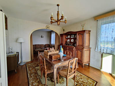 Maison - 80 m² - 4 pièces
