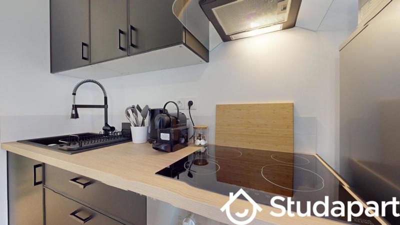 Chambre - 9 m² - 1 pièce