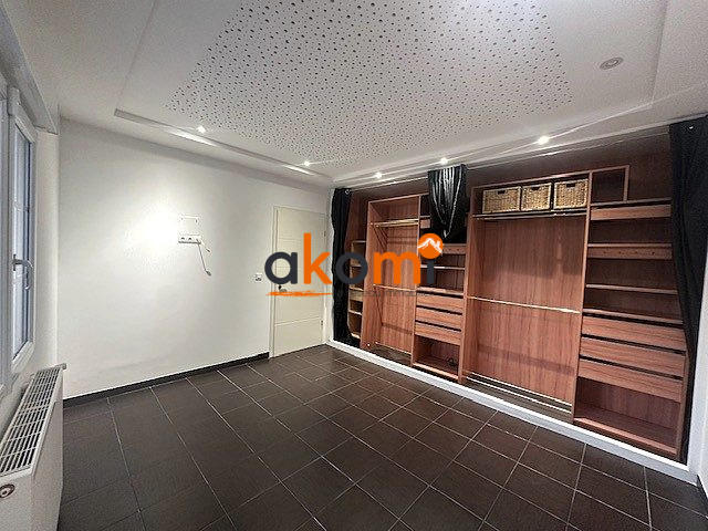 Maison - 102 m² - 4 pièces