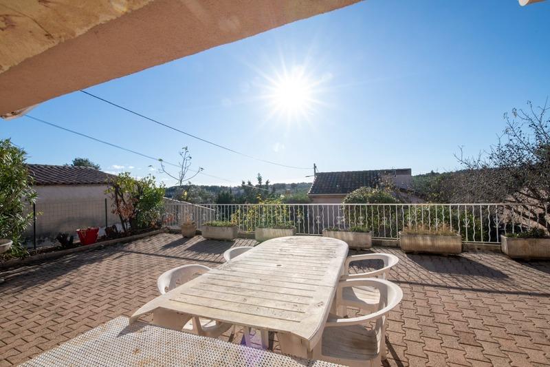 Maison - 98 m² - 4 pièces