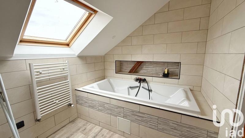 Maison - 140 m² - 4 pièces