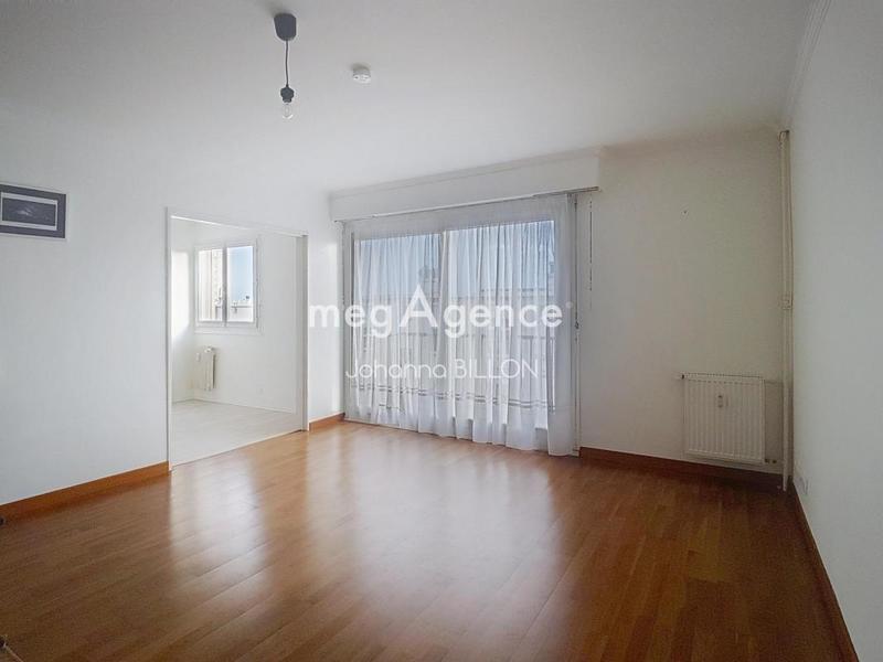 Appartement - 98 m² - 5 pièces