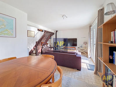 Maison - 82 m² - 5 pièces