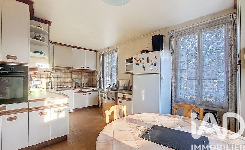 Maison - 131 m² - 9 pièces