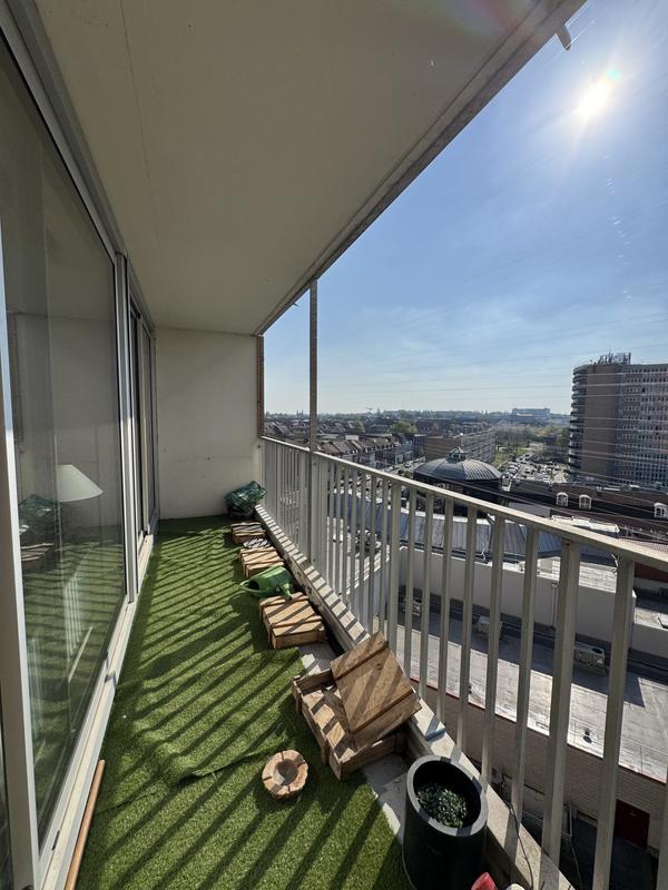 Appartement - 98 m² - 6 pièces