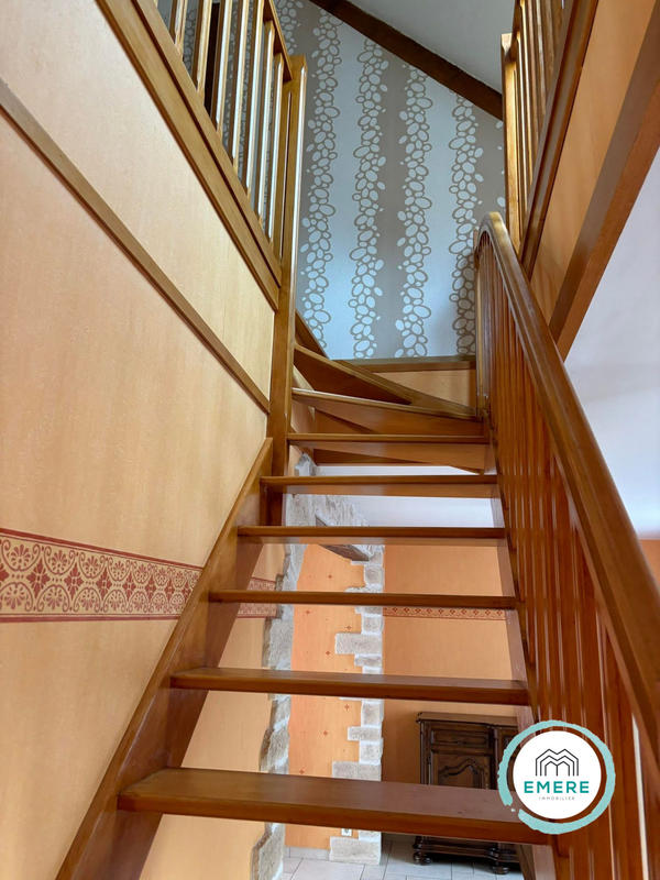 Maison - 175 m² - 7 pièces