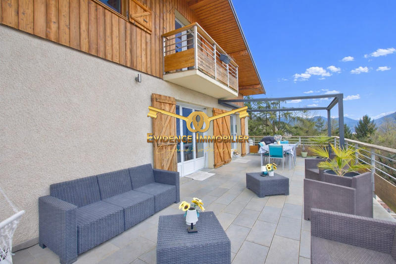 Maison - 110 m² - 5 pièces