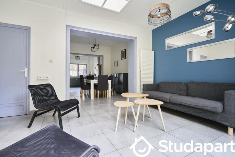 Chambre - 12 m² - 1 pièce