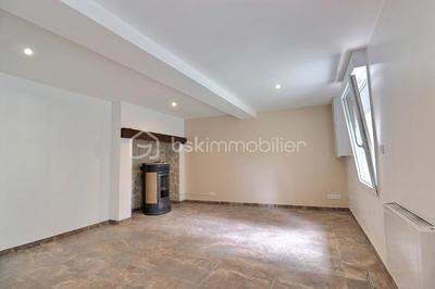 Maison en pierre - 133 m² - 5 pièces