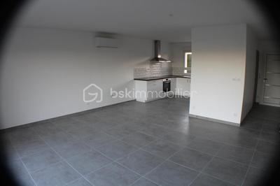 Maison - 77 m² - 4 pièces