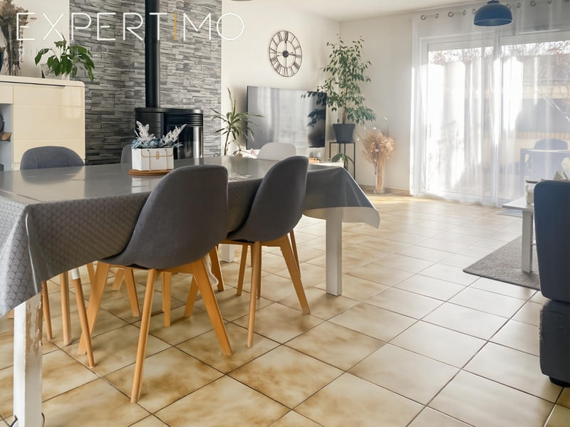 Maison - 105 m² - 5 pièces