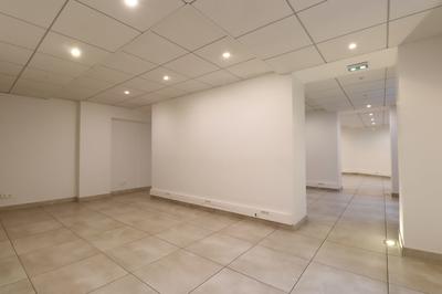 Bureau - 92 m² - 4 pièces