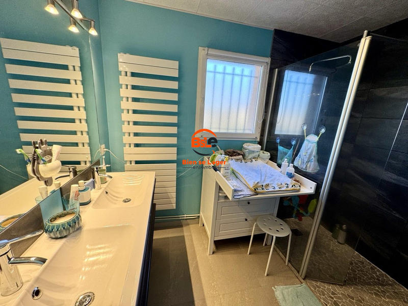 Maison - 120 m² - 5 pièces