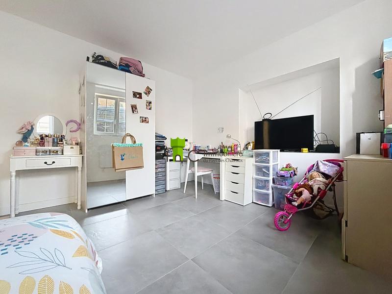 Appartement - 93 m² - 3 pièces