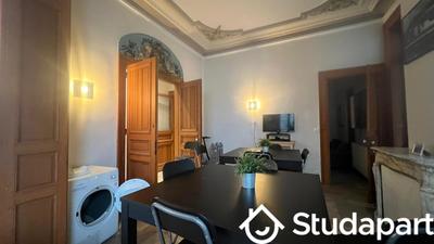 Chambre - 15 m² - 1 pièce