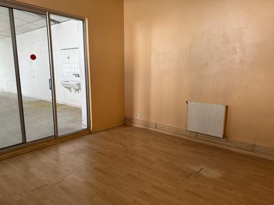 Local d'activités - 201 m²