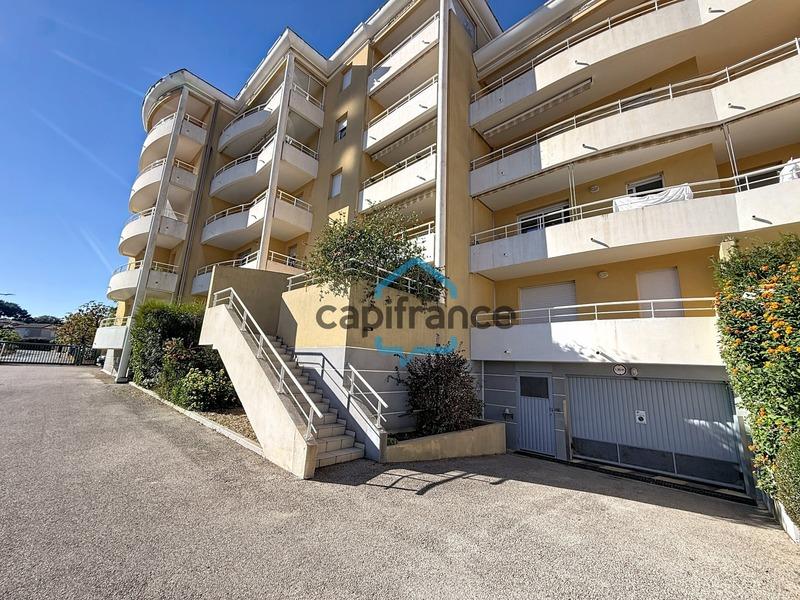 Appartement - 83 m² - 4 pièces