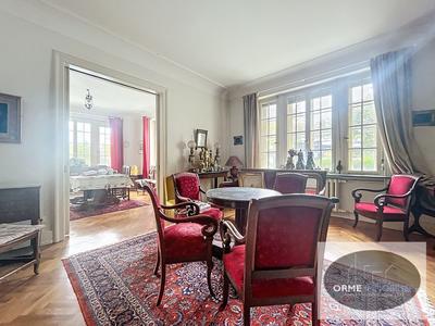 Appartement - 157 m² - 5 pièces