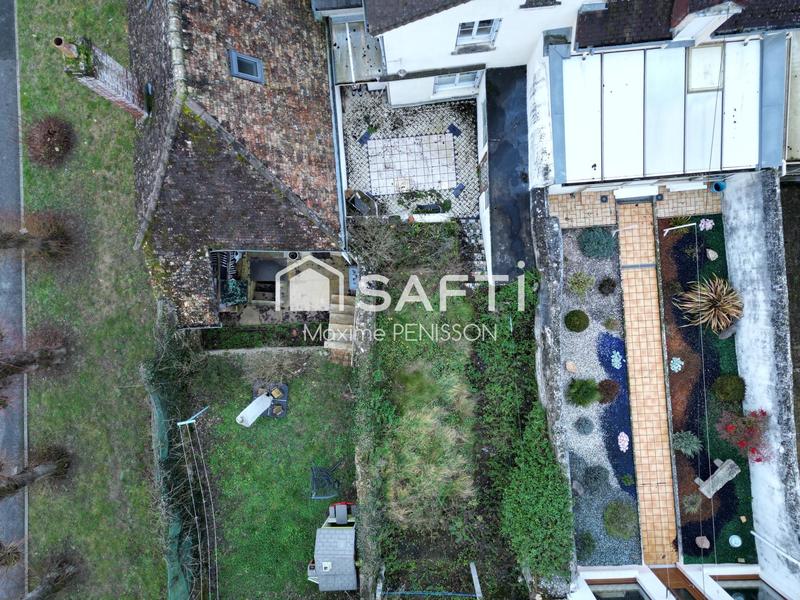 Maison - 98 m² - 4 pièces