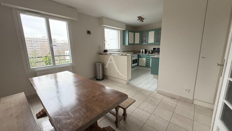 Appartement - 89 m² - 4 pièces