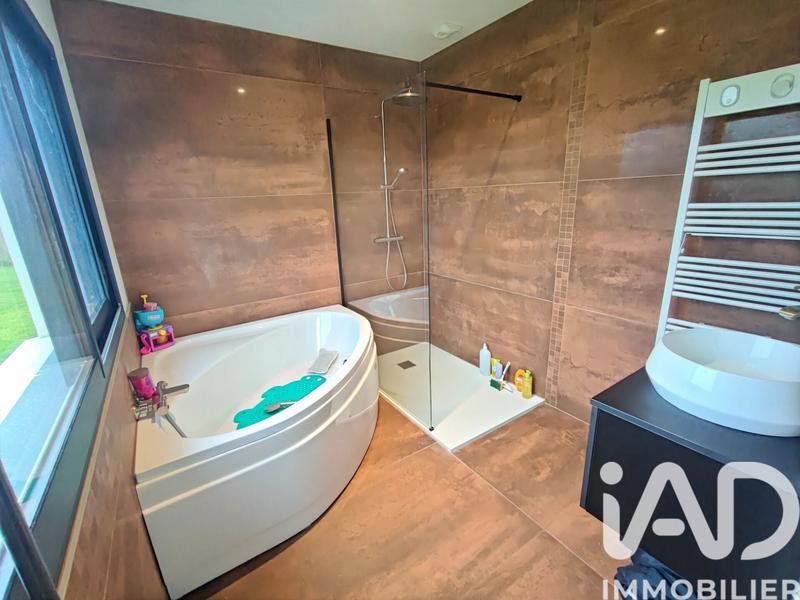 Maison - 120 m² - 4 pièces