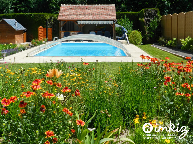 Maison - 360 m² - 15 pièces