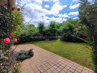 Maison - 146 m² - 8 pièces