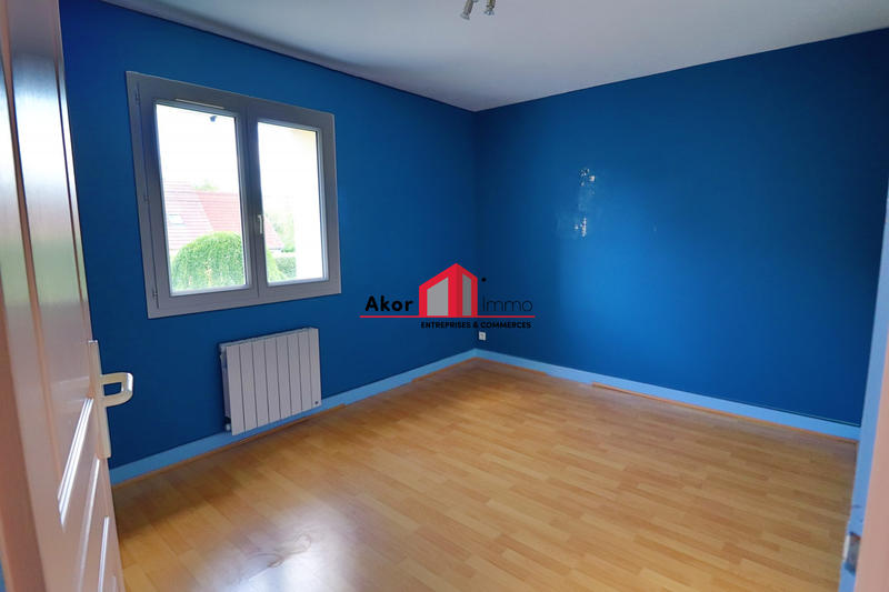 Maison traditionnelle - 188 m² - 7 pièces