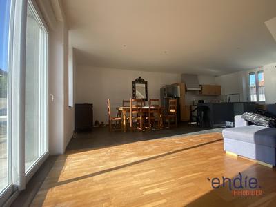 Maison - 88 m² - 4 pièces