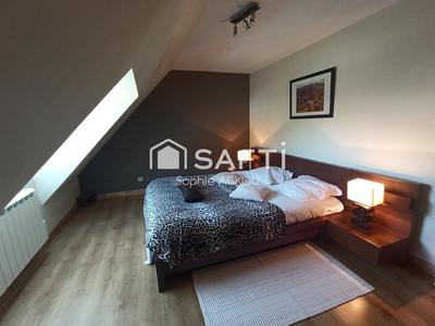 Duplex - 194 m² - 7 pièces