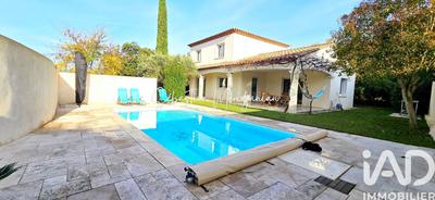 Maison - 111 m² - 5 pièces