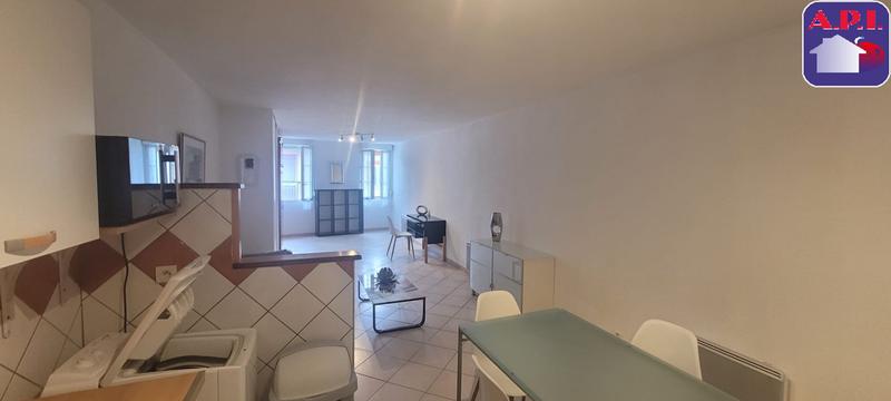 Studio - 43 m² - 1 pièce