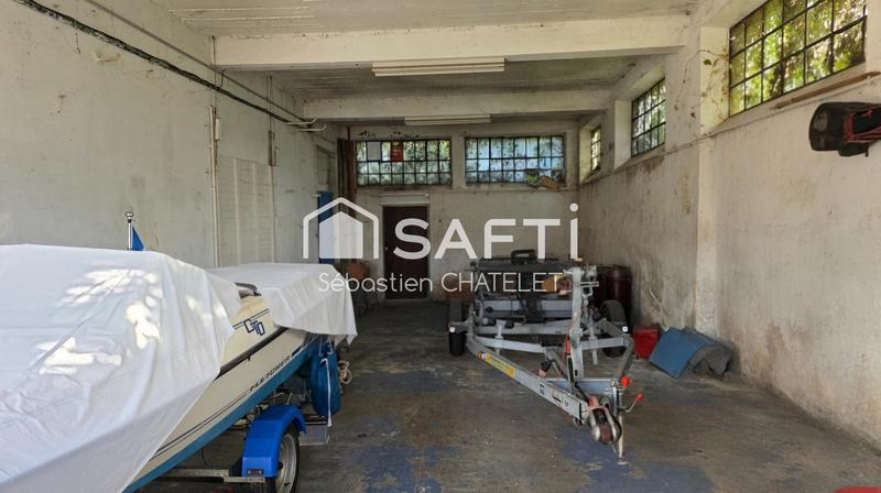 Maison - 200 m² - 10 pièces