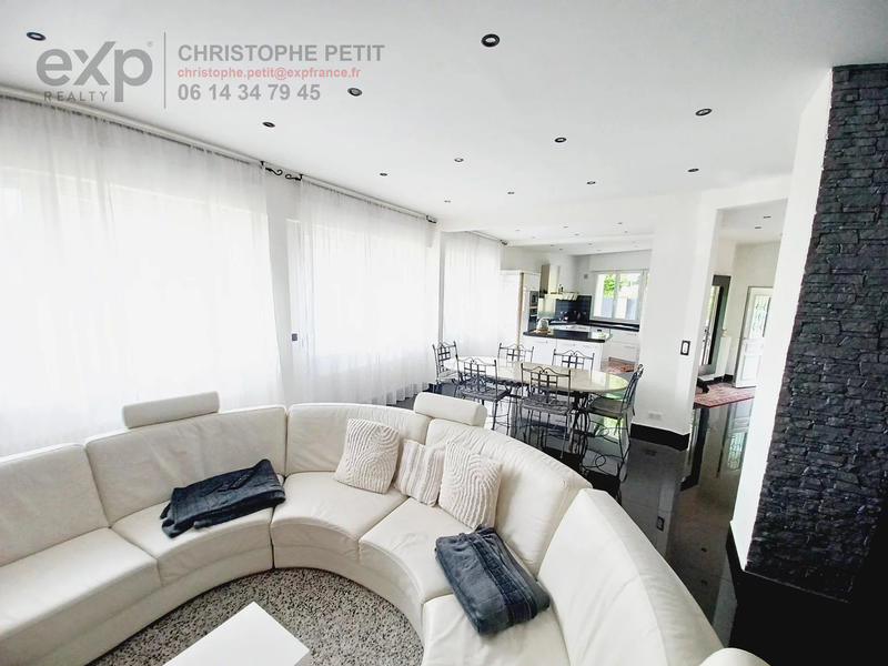 Maison - 150 m² - 7 pièces