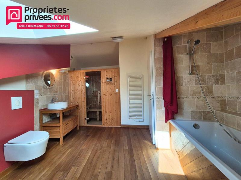 Maison - 279 m² - 6 pièces