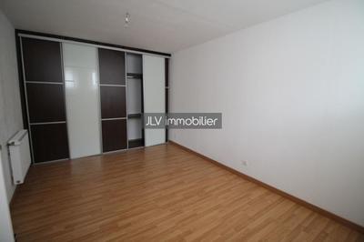 Maison - 360 m² - 6 pièces