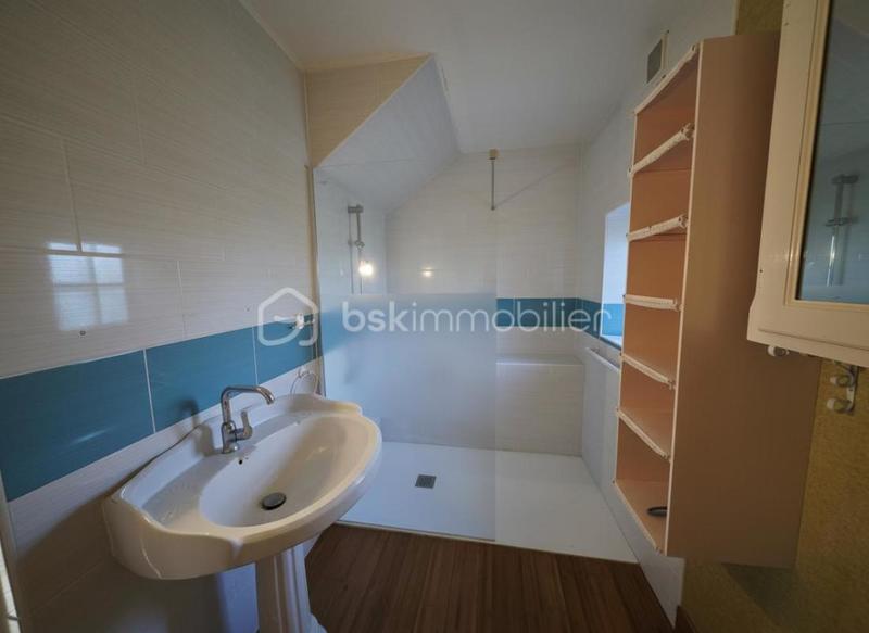 Maison en pierre - 161 m² - 9 pièces